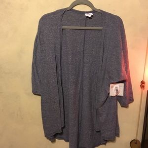 NWT S LuLaRoe Lindsay Small SALE!
